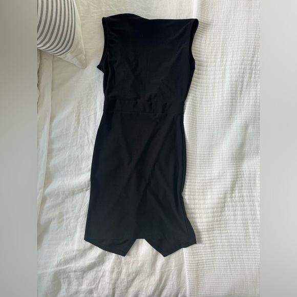 PrettyLittleThing Black Plunge Pointy Hem Wrap Bodycon Dress - size 0 (XS) - Picture 5 of 8